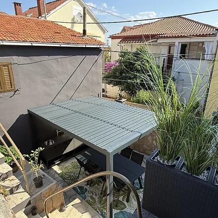 My Dalmatia - Casa K A Vikendica